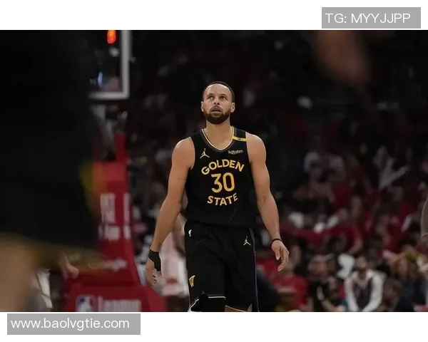 库里谈失利：我们出现了不合时宜的防守崩溃，还抢不到篮板