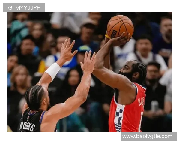 快船还能忍？三主力全面下滑，替补没一个能用，再不大改没人看了